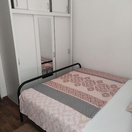 שיבניק Apartmani Lana חדר תמונה