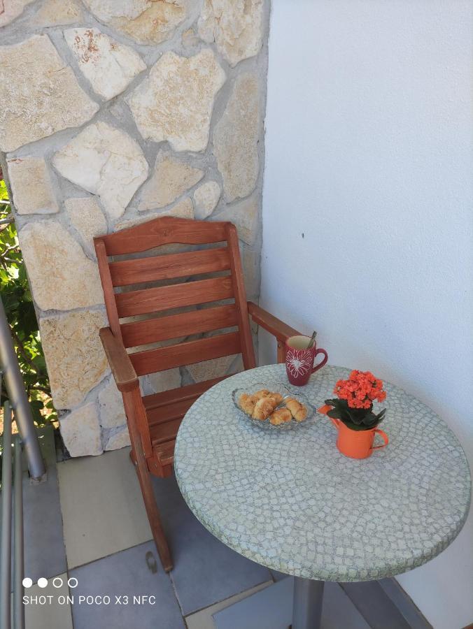 שיבניק Apartmani Lana מראה חיצוני תמונה