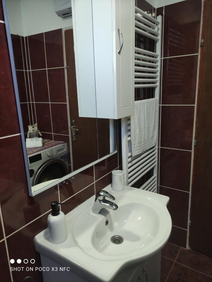 שיבניק Apartmani Lana מראה חיצוני תמונה